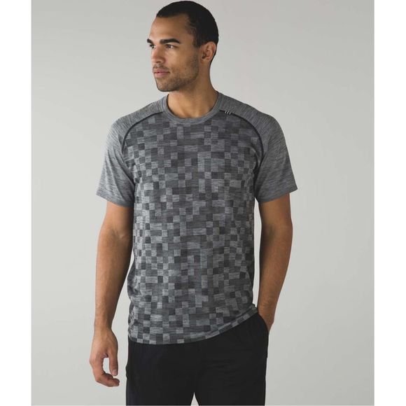 lululemon athletica Other - Lululemon Metal Vent Tech Short Sleeve